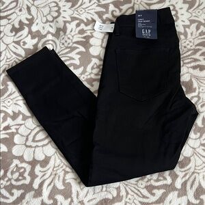 GAP Women's Classic Black Skinny Jeans, Curvy fit, 28 petite